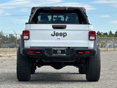 Used 2023 Jeep Gladiator Rubicon AWD/4WD image 5