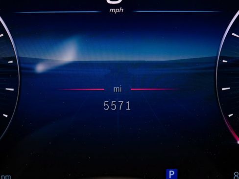 Used 2026 Mercedes-Benz GLC 300 w/ Winter Package image 24