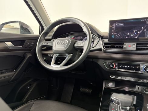 Used 2023 Audi Q5 2.0T Premium Plus w/ Premium Plus Package AWD/4WD image 15