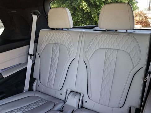 Certified 2025 BMW X7 M60i AWD/4WD image 21