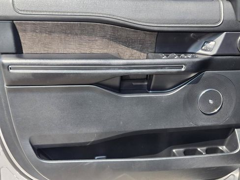 Used 2021 Ford Expedition Limited RWD image 13
