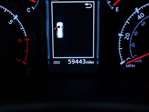 Used 2024 Toyota 4Runner SR5 image 17