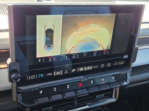 Used 2024 GMC Hummer EV 3X w/ Omega Edition AWD/4WD image 26