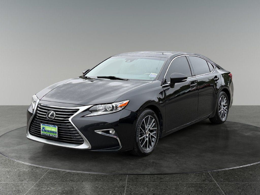 Used 2016 Lexus ES 350 w/ Navigation System Package FWD image 4