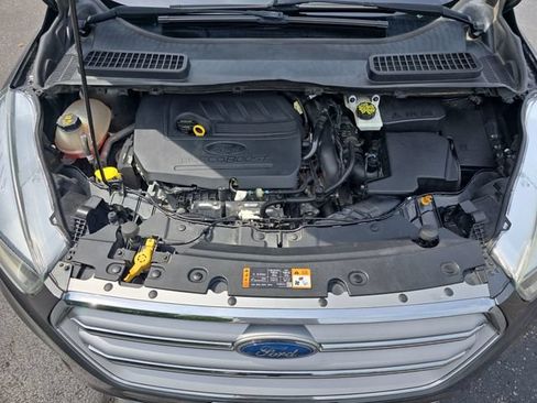 Used 2017 Ford Escape SE AWD/4WD image 26