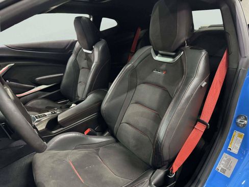 Used 2023 Chevrolet Camaro ZL1 RWD image 27