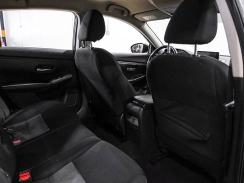 Used 2023 Nissan Sentra SR w/ Trunk Package image 35