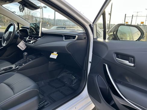 New 2026 Toyota Corolla XLE image 15