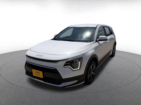 Used 2026 Kia Niro LX FWD image 7
