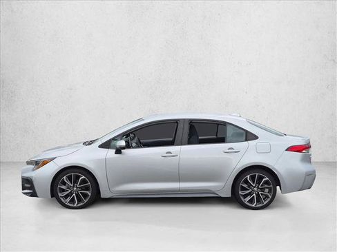 Used 2021 Toyota Corolla SE FWD image 9