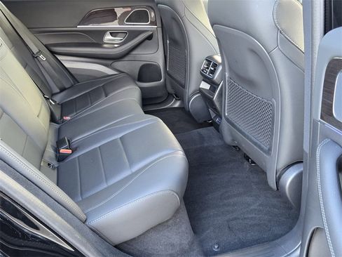 Used 2025 Mercedes-Benz GLE 450e 4MATIC image 15