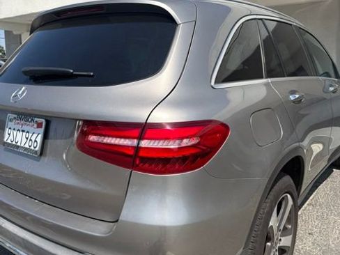 Used 2019 Mercedes-Benz GLC 300 image 9