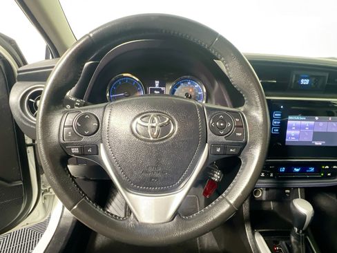 Used 2019 Toyota Corolla SE FWD image 17