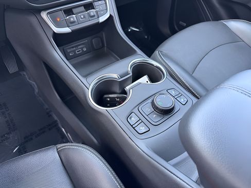 Used 2023 GMC Terrain SLT w/ Infotainment Package II AWD/4WD image 36