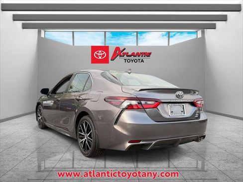 Certified 2024 Toyota Camry SE AWD/4WD image 5
