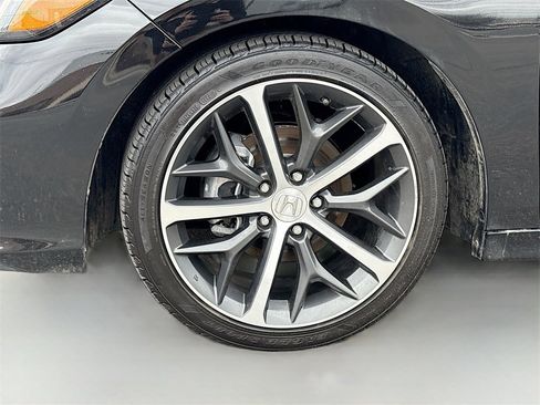 Used 2025 Honda Civic Sport image 28