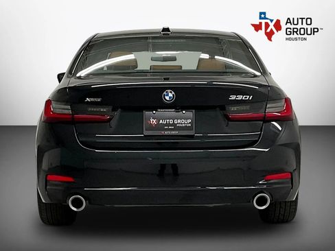 Used 2026 BMW 330i xDrive Sedan AWD/4WD image 7