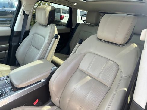 Used 2018 Land Rover Range Rover Sport HSE AWD/4WD image 15