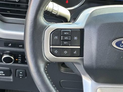 Used 2024 Ford Expedition XLT image 24