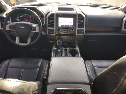 Used 2020 Ford F150 Lariat image 13