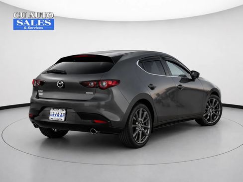 Used 2023 MAZDA MAZDA3 s FWD image 6