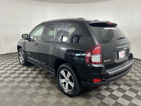 Used 2016 Jeep Compass Latitude AWD/4WD image 6