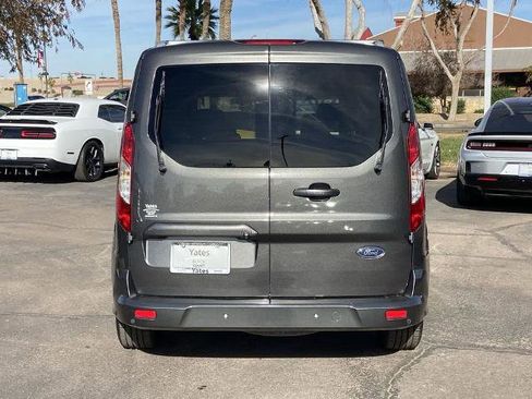 Used 2022 Ford Transit Connect XLT image 5