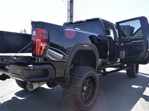 Used 2024 GMC Sierra 3500 Denali w/ Denali Reserve Package AWD/4WD image 35