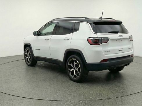 Used 2025 Jeep Compass Limited AWD/4WD image 6