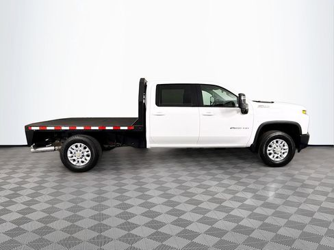 Used 2023 Chevrolet Silverado 2500 LT AWD/4WD image 8