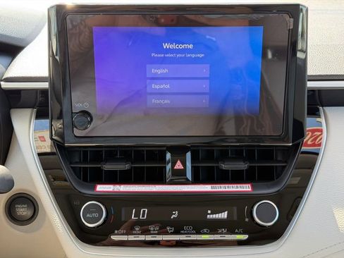 Used 2026 Toyota Corolla Cross LE w/ Moonroof Package FWD image 14