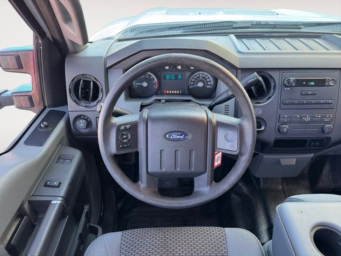 Used 2016 Ford F250 XL w/ Power Equipment Group RWD image 12