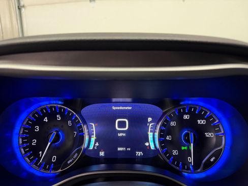 Used 2025 Chrysler Pacifica Select FWD image 22