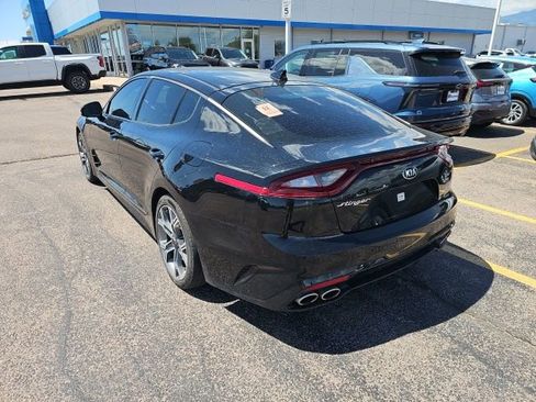Used 2018 Kia Stinger GT1 AWD/4WD image 6