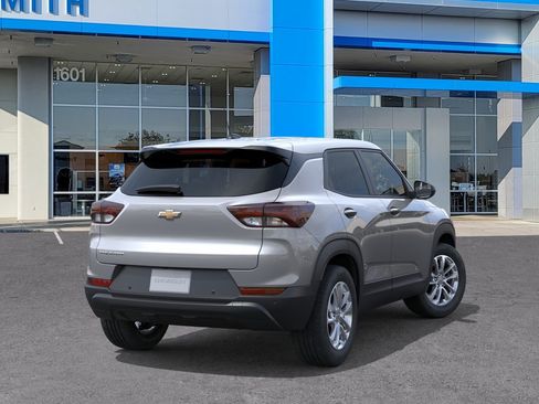 New 2026 Chevrolet TrailBlazer LS w/ LS Convenience Package FWD image 4