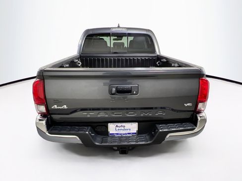 Used 2023 Toyota Tacoma SR5 AWD/4WD image 6