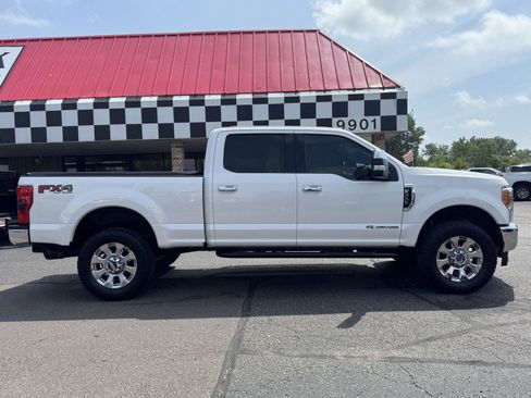 Used 2017 Ford F350 Lariat w/ Lariat Ultimate Package AWD/4WD image 8
