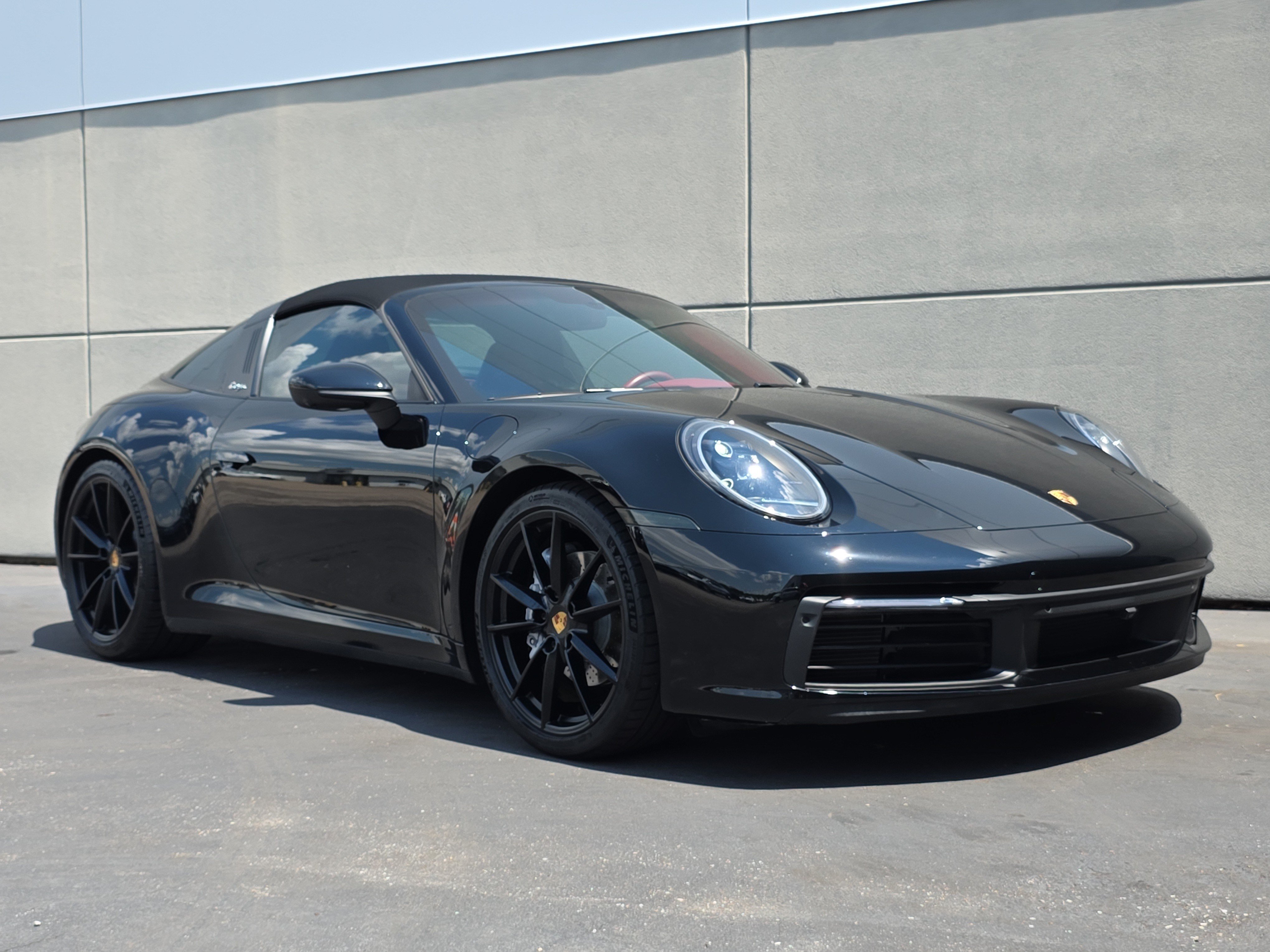 Used 2024 Porsche 911 Targa 4 AWD/4WD image 9