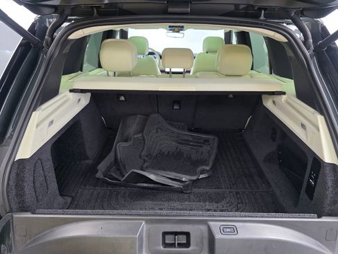 Used 2023 Land Rover Range Rover SE image 17