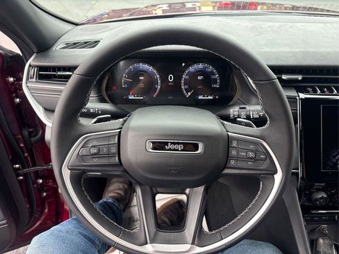 New 2026 Jeep Grand Cherokee Laredo X AWD/4WD image 14