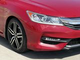 Used 2016 Honda Accord Sport image 4