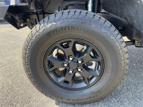 Used 2020 Jeep Wrangler Unlimited Sport image 10