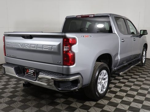 Used 2024 Chevrolet Silverado 1500 LT image 10