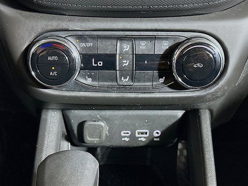 Used 2023 Chevrolet TrailBlazer LT w/ Convenience Package AWD/4WD image 16