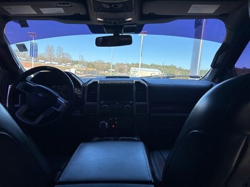 Used 2019 Ford F150 Lariat w/ Equipment Group 502A Luxury image 13