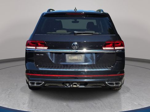 Used 2021 Volkswagen Atlas SE FWD image 2