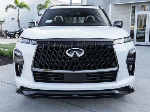 New 2026 INFINITI QX80 4WD w/ Sport Exterior Package image 3