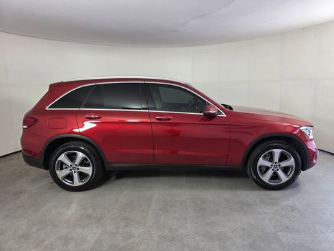 Used 2022 Mercedes-Benz GLC 300 GLC 300 image 3