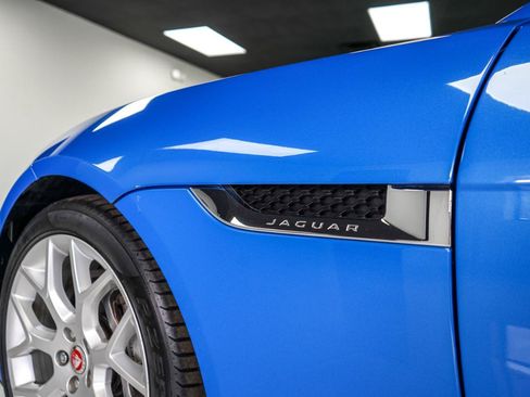 Used 2020 Jaguar F-TYPE Coupe RWD image 8