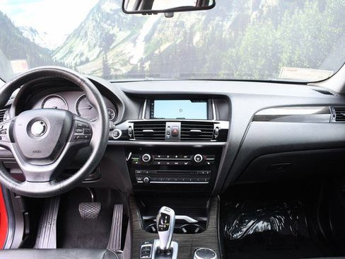 Used 2017 BMW X3 xDrive28i image 18